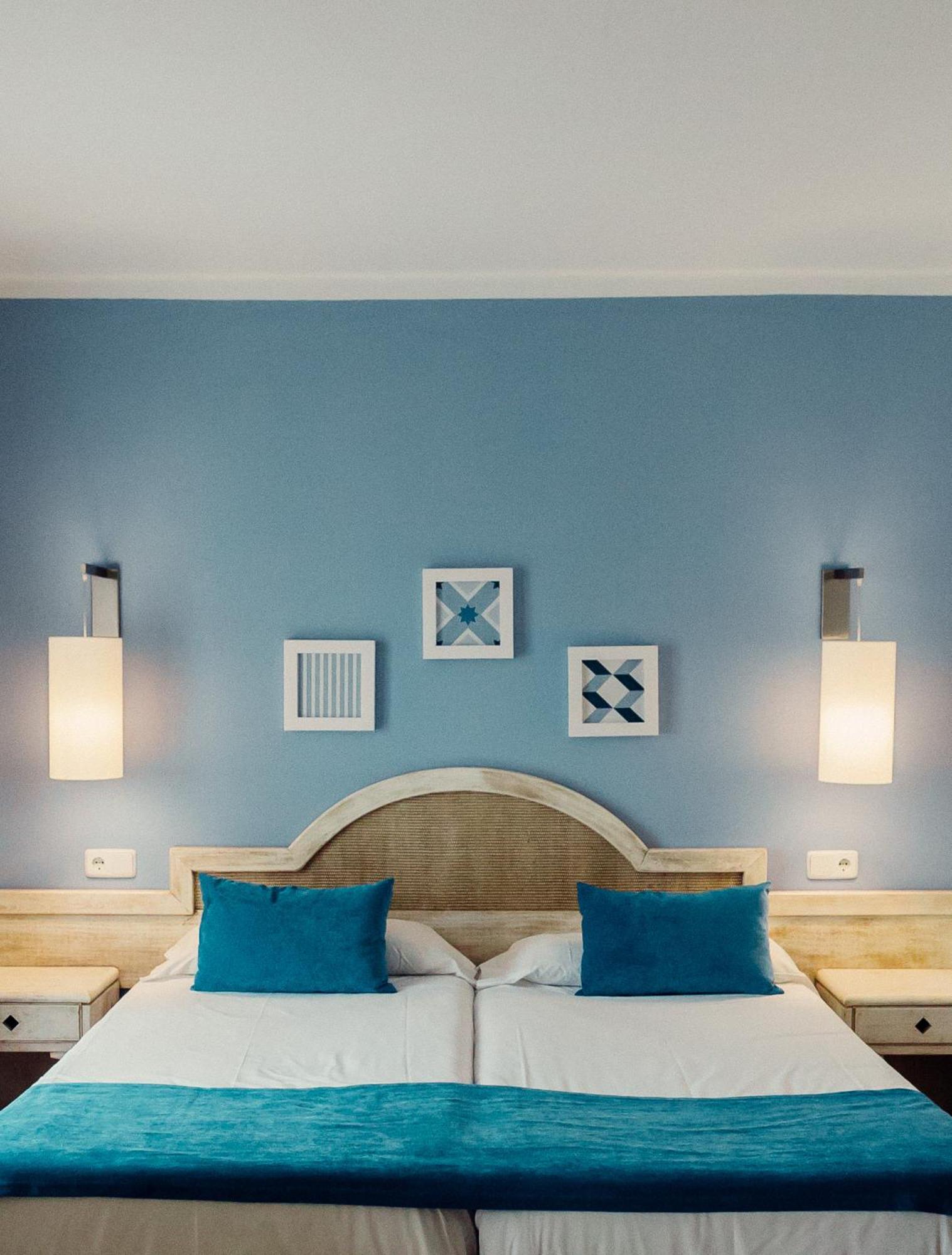 Hostal Hpc Porto Colom Dış mekan fotoğraf