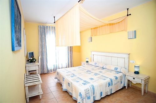 Hostal Hpc Porto Colom Dış mekan fotoğraf