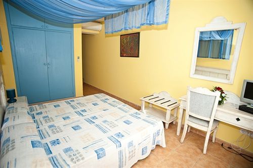 Hostal Hpc Porto Colom Dış mekan fotoğraf